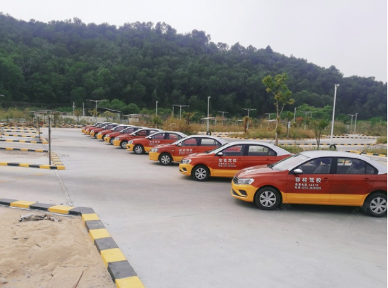 佛山驾校训练场