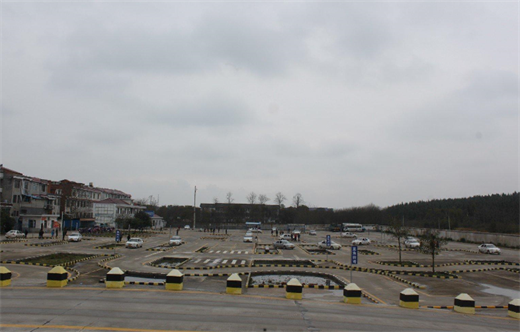 株洲东风驾校训练场