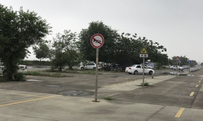 泉州丽兴驾校训练场