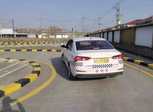 上海银都驾校训练场