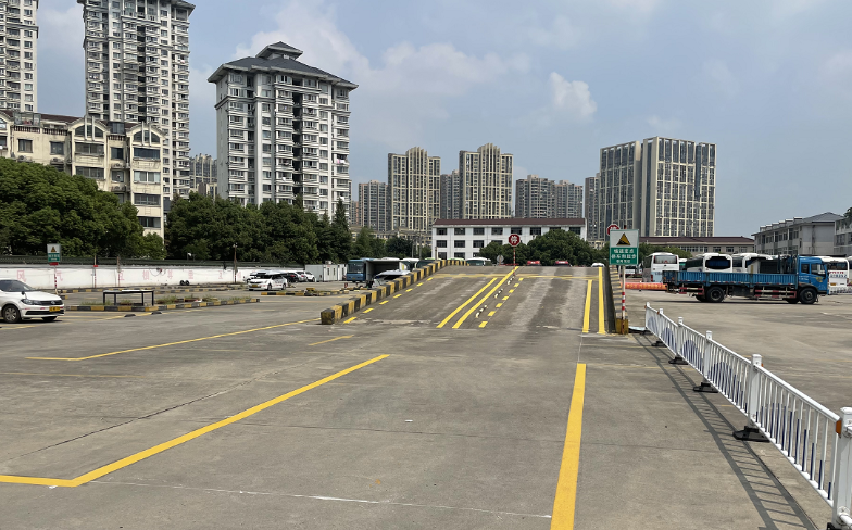 无锡春阳驾校训练场
