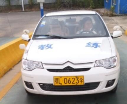 咸宁平安驾校训练场