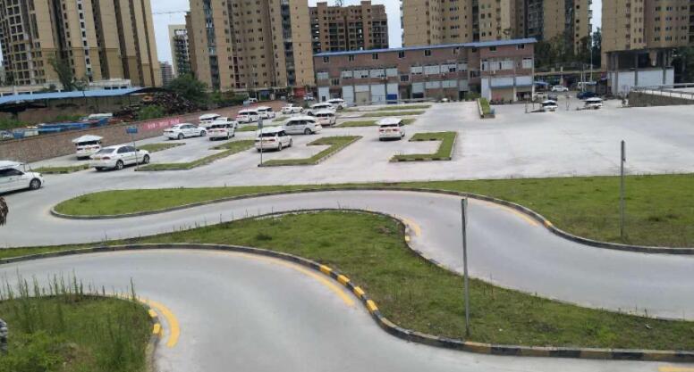 泸州飞合驾校训练场