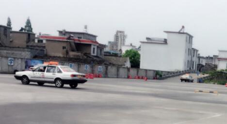 黄山运通驾校训练场