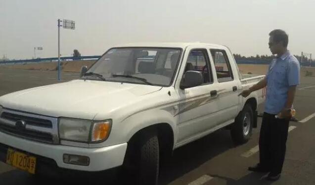 邯郸公交驾校训练场