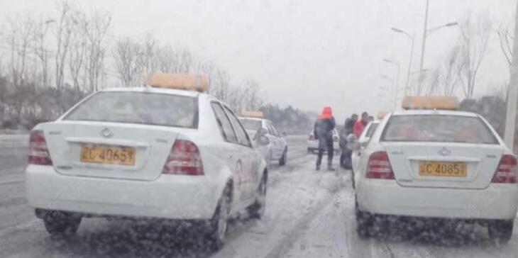 鞍山金普驾校训练场