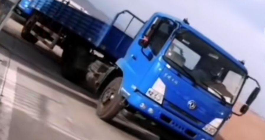 吐鲁番鸿盛驾校训练场